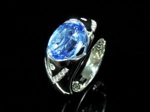 舊珠寶翻新：看和宇珠寶如何將「過時傳家寶」打造為當代藝術傑作