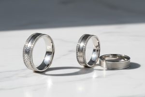 分離式婚戒的工藝解密：如何優雅地實現「一拆二」的獨特與實用性？