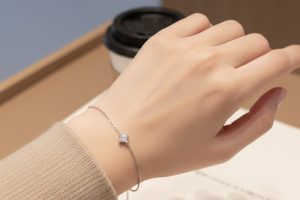 情人節送禮飾品推薦：三款閃耀手鍊，為您鎖住心儀她的每個瞬間